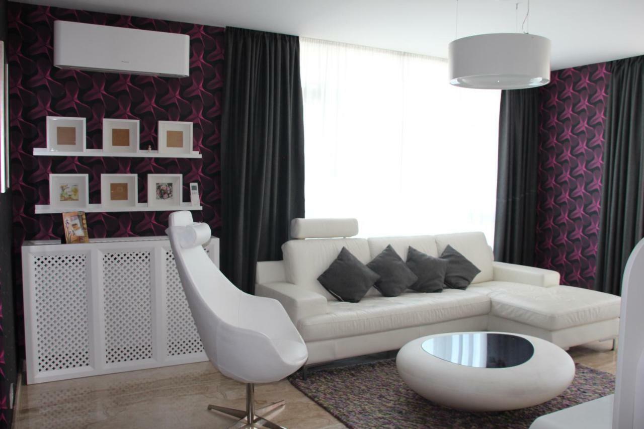 Luxury Trip Appartement Oradea Buitenkant foto